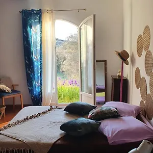 Bienvenue Séjour chez l'habitant Le Revest-le-Eaux